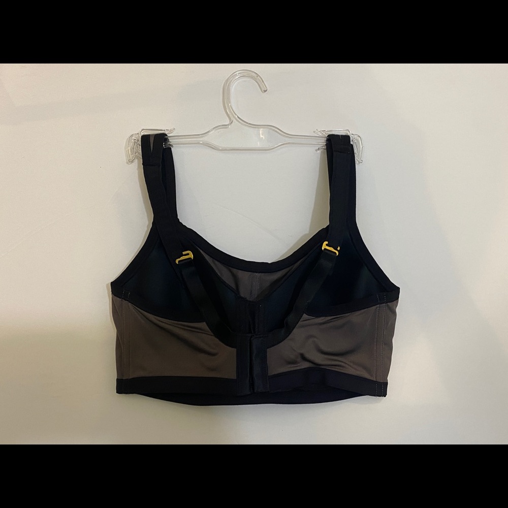 NEW Natori Gray Underwire Yogi Sports Bra 34B - Picture 7 of 13
